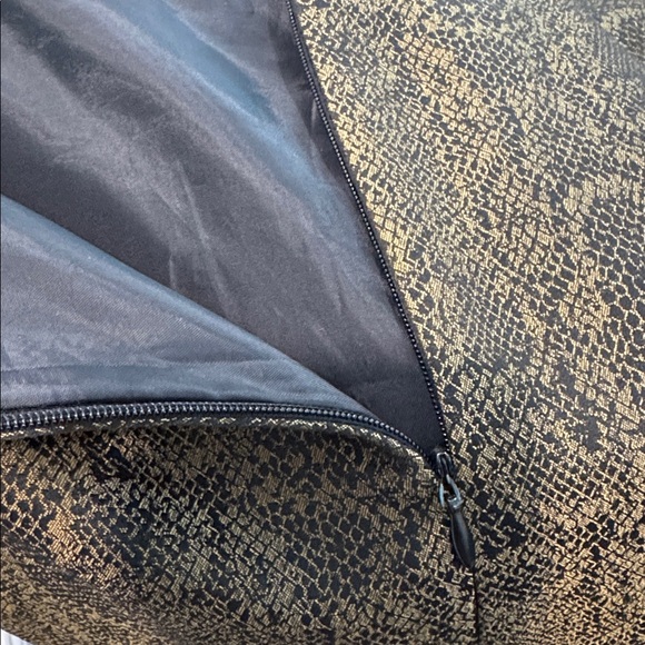 Le Suit Black & Gold Snakeskin Patterned Blazer & Skirt Set Size 14 New w/o Tag - Picture 7 of 11